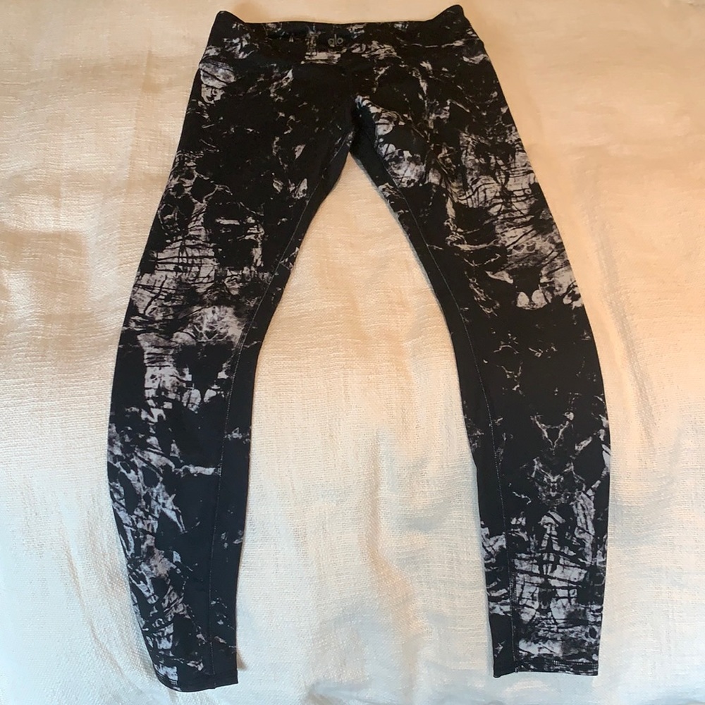 Alo yoga leggings size M full length